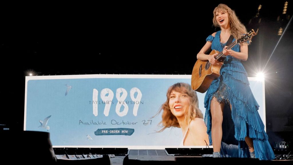 Taylor Swift announces “1989 (Taylor’s Version)” at SoFi&nbsp;Stadium