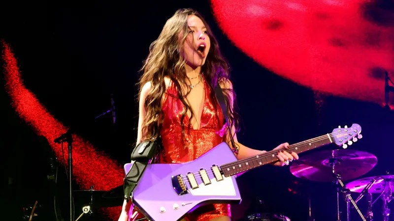 Olivia Rodrigo’s deluxe album ‘GUTS (spilled)’ is a testament to her songwriting ability and her versatility as a&nbsp;musician